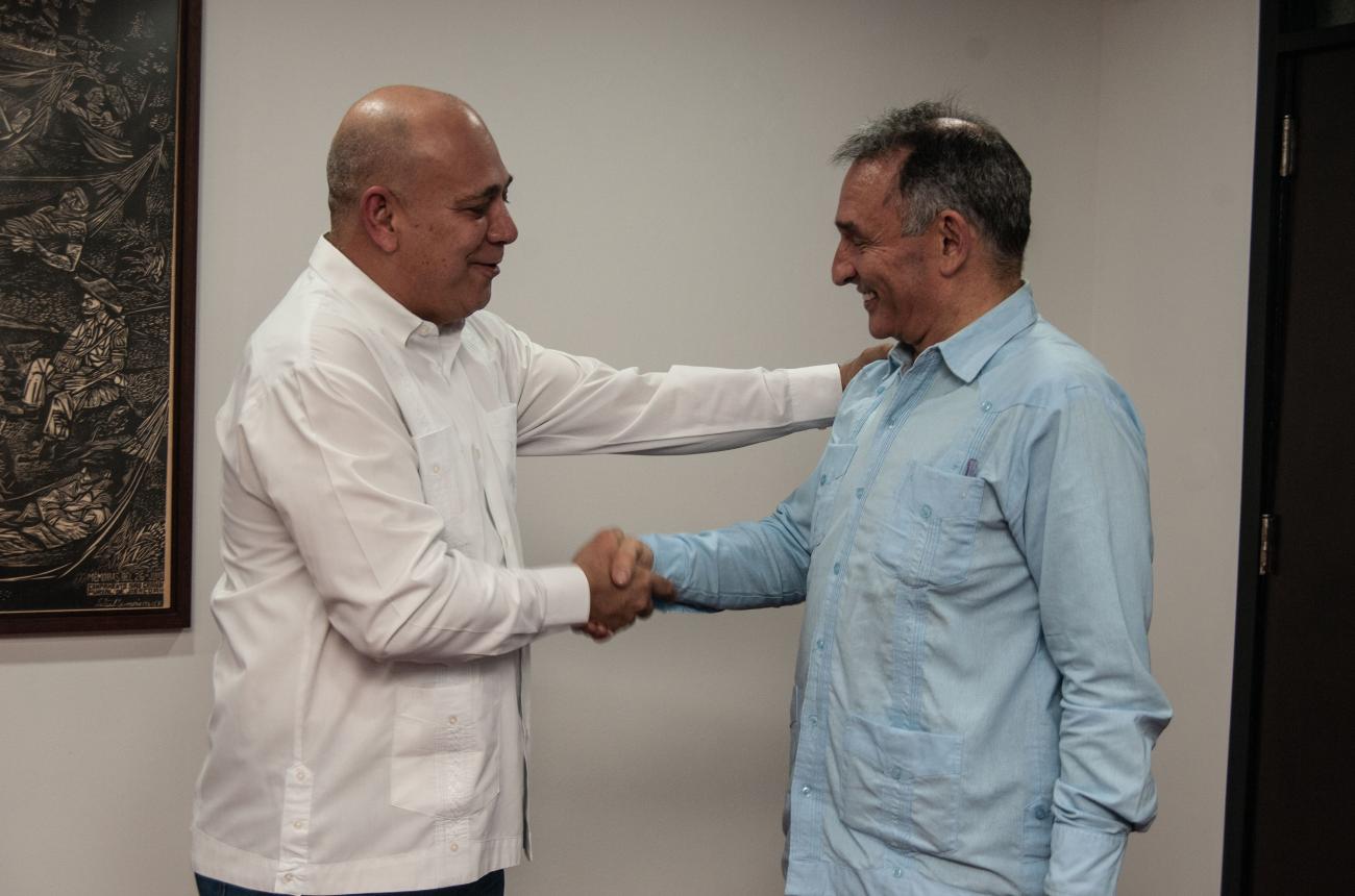 Recibe Morales Ojeda a Enrique Santiago, Secretario General del Partido Comunista de España